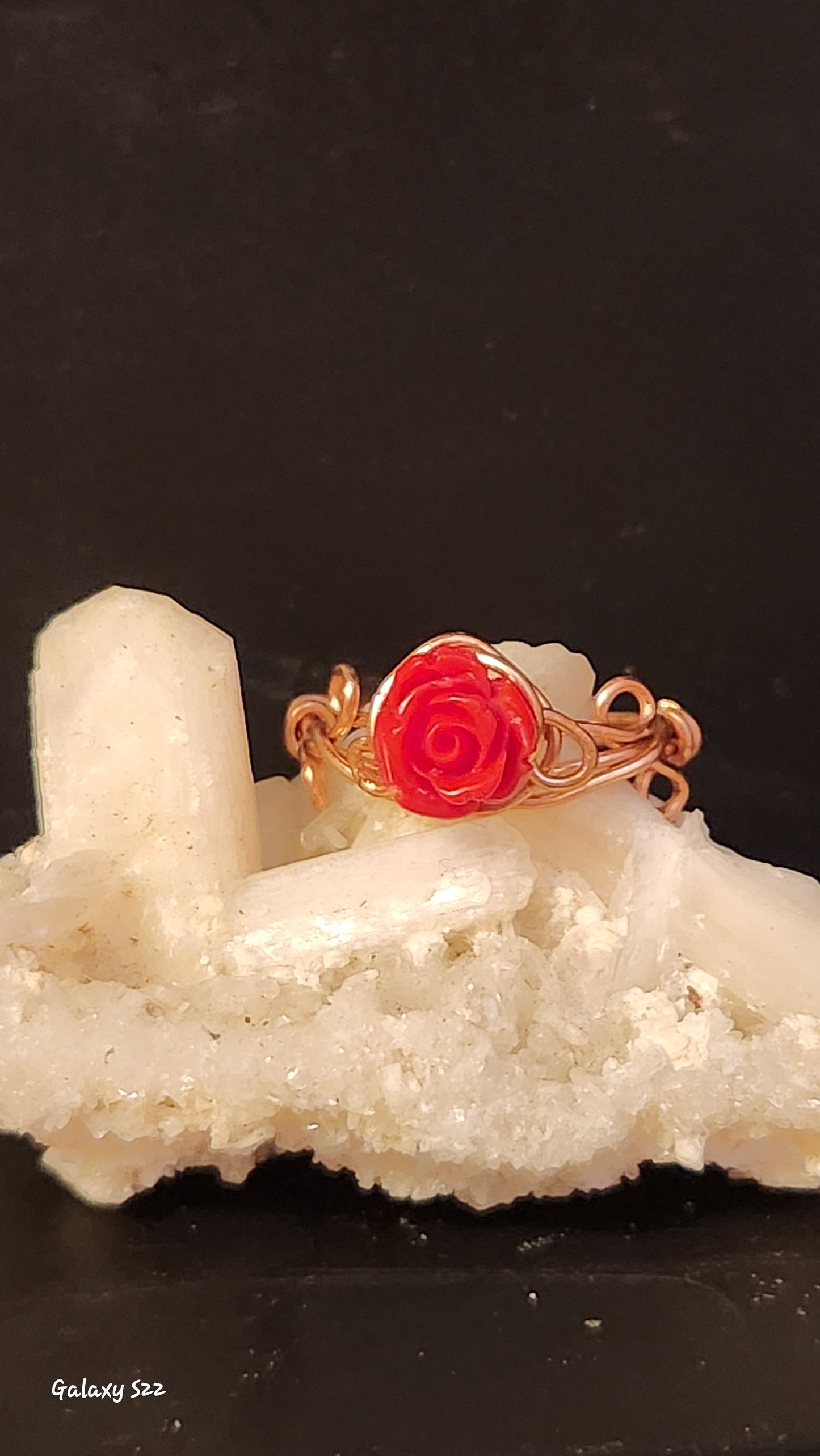 Wire wrapped rose ring with pattern size 7